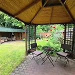 Zentrale Ruhige Mit Eigenem Garten Und Grillecke Nahe Klinikum Daire Chemnitz