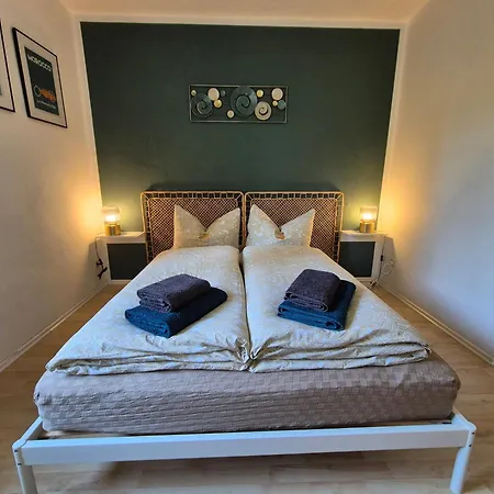 Zentrale Ruhige Mit Eigenem Garten Und Grillecke Nahe Klinikum *