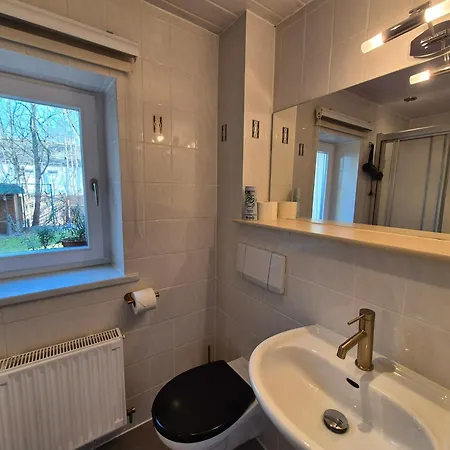 Апартаменты Zentrale Ruhige Mit Eigenem Garten Und Grillecke Nahe Klinikum