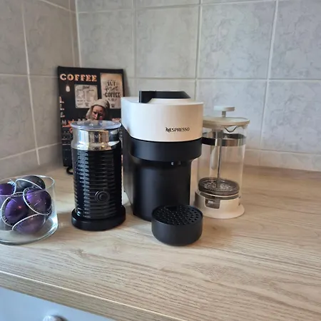 Zentrale Ruhige Mit Eigenem Garten Und Grillecke Nahe Klinikum Апартаменты *