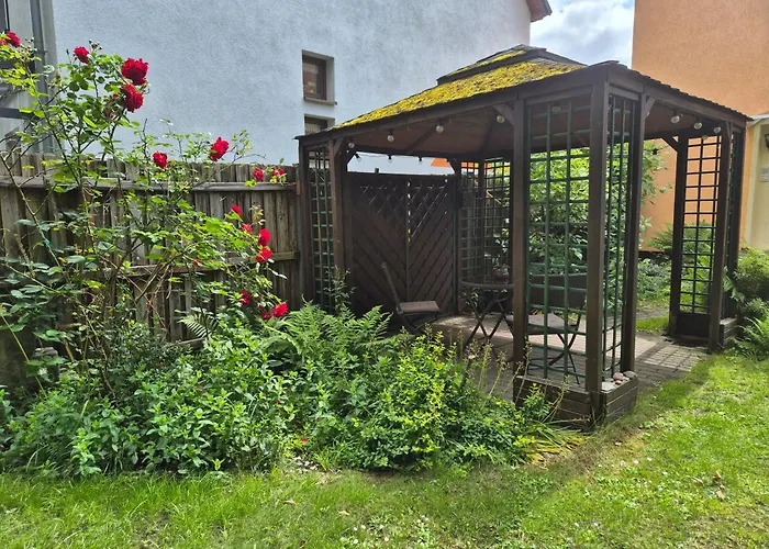 Zentrale Ruhige Mit Eigenem Garten Und Grillecke Nahe Klinikum Appartamento *